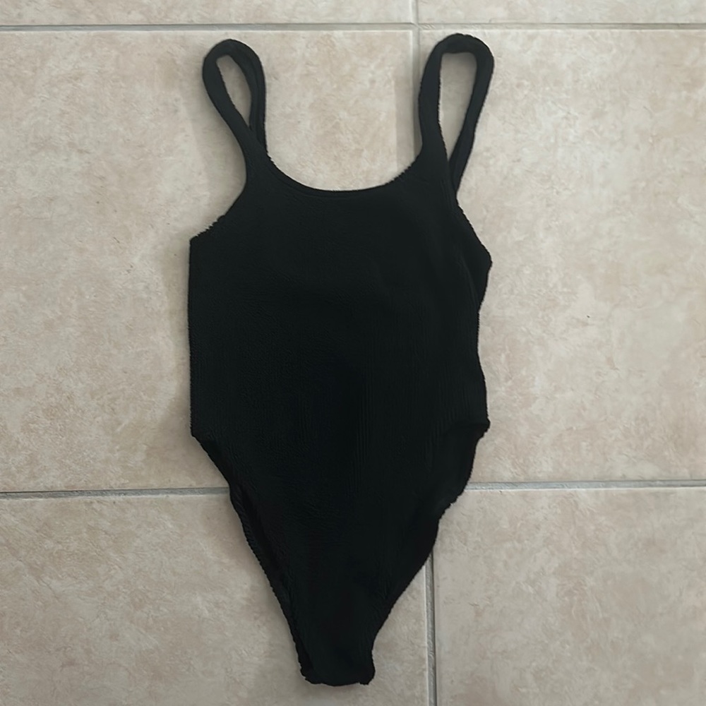 Youswim aplomb black one piece